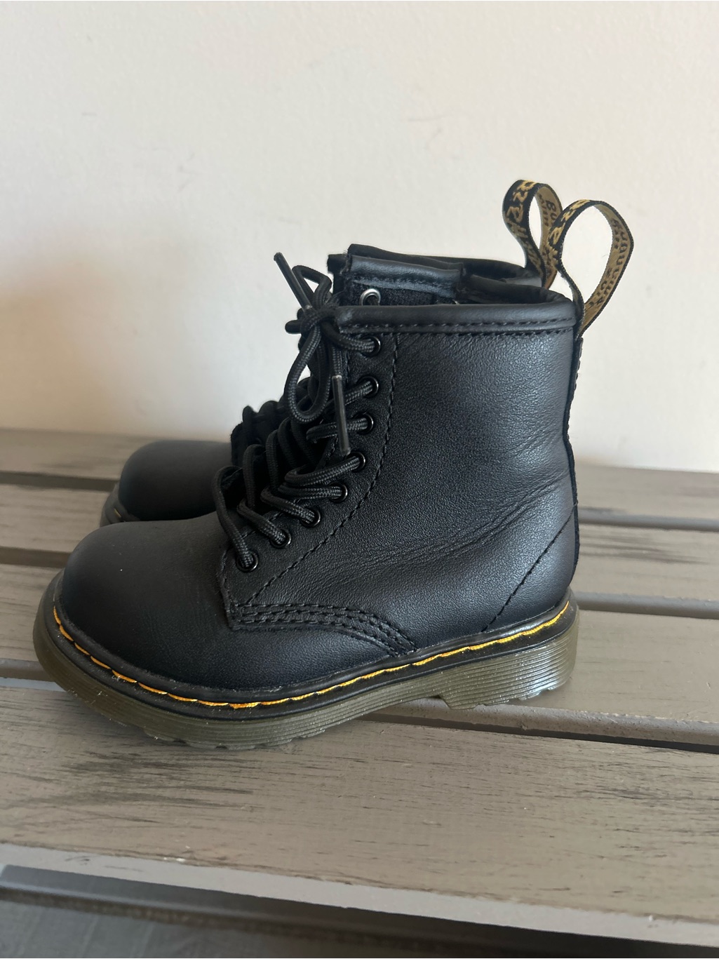 Dr. Doc Martens Toddler 1460 Softy T Leather Boots Unisex Sz 7